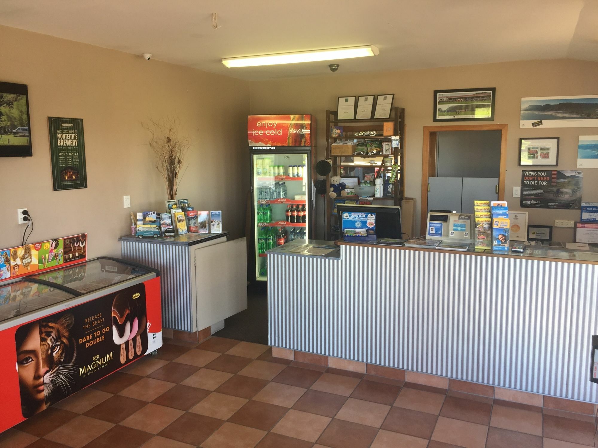 Greymouth Seaside Top 10 Holiday Park Exterior photo